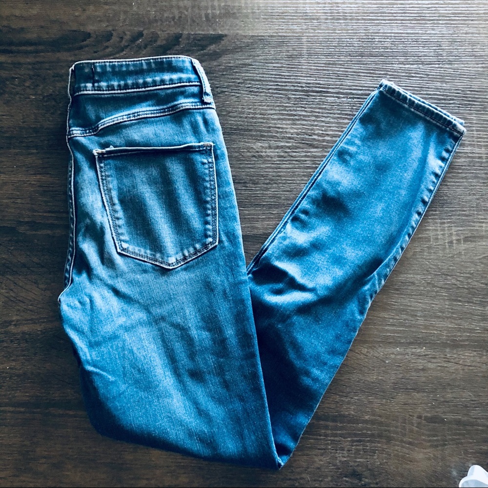 A&F High Rise Jeggings - Picture 2 of 3